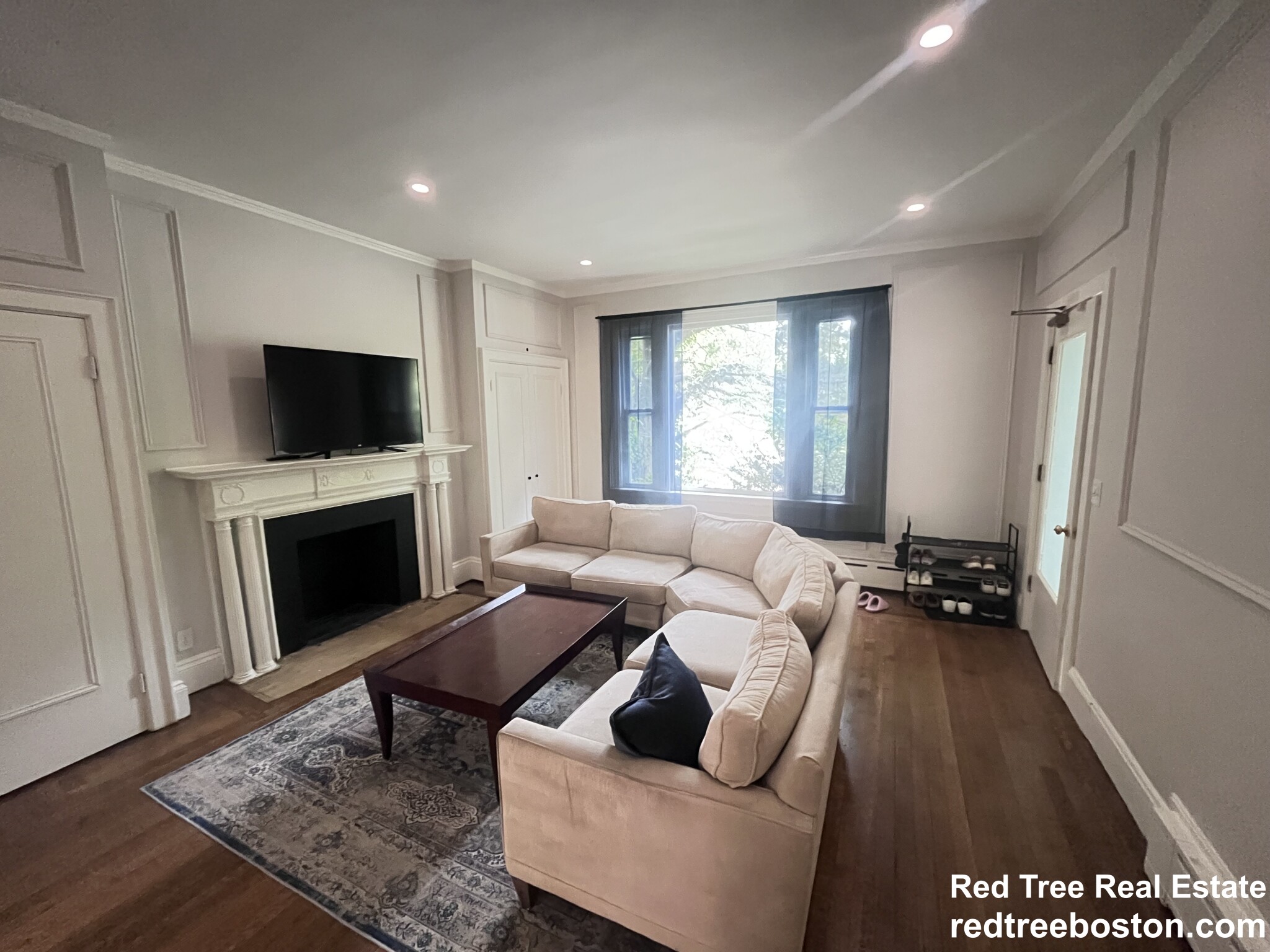 1712 Beacon St, Brookline