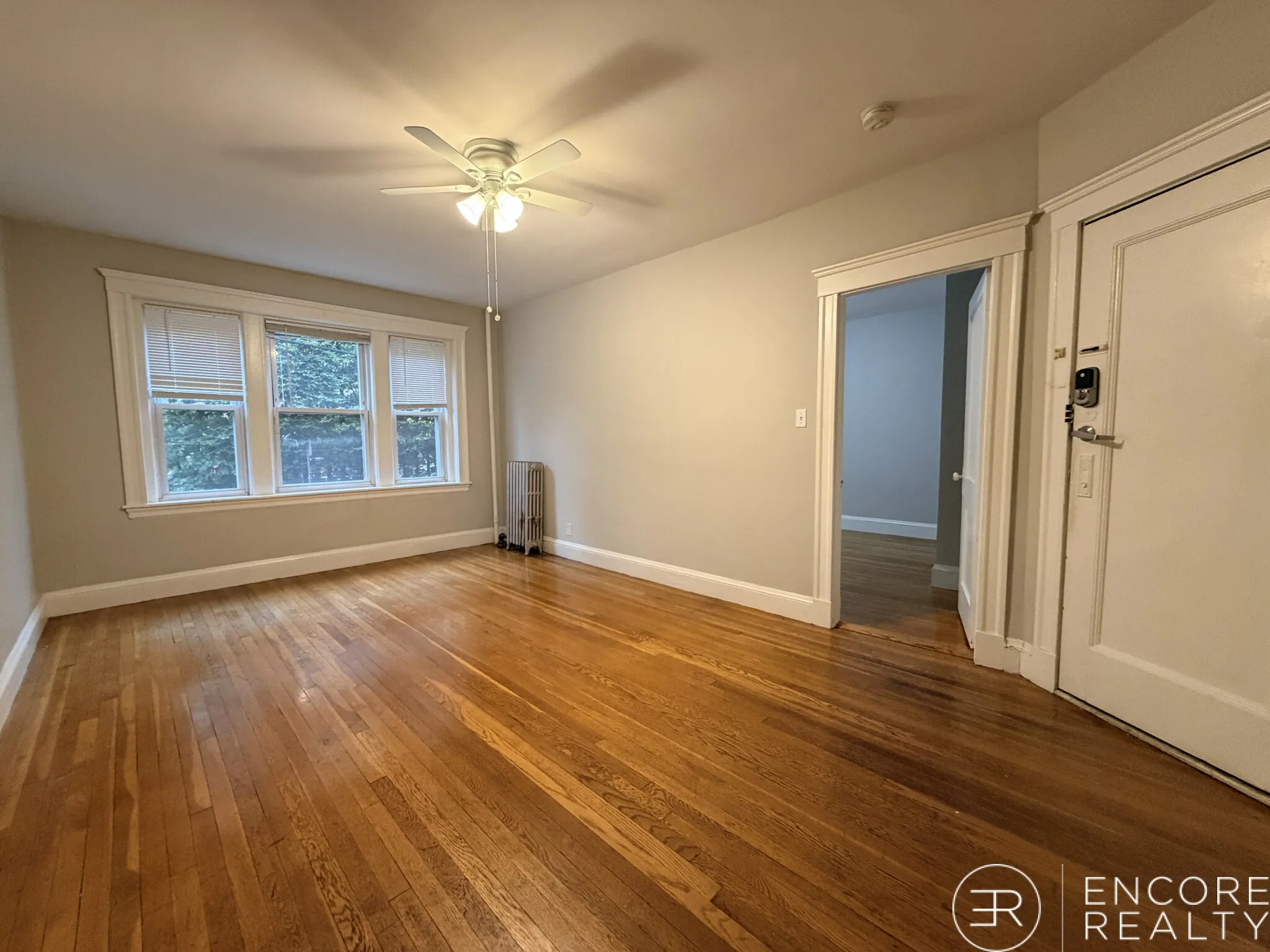 1 Gray St, Neighborhood Nine