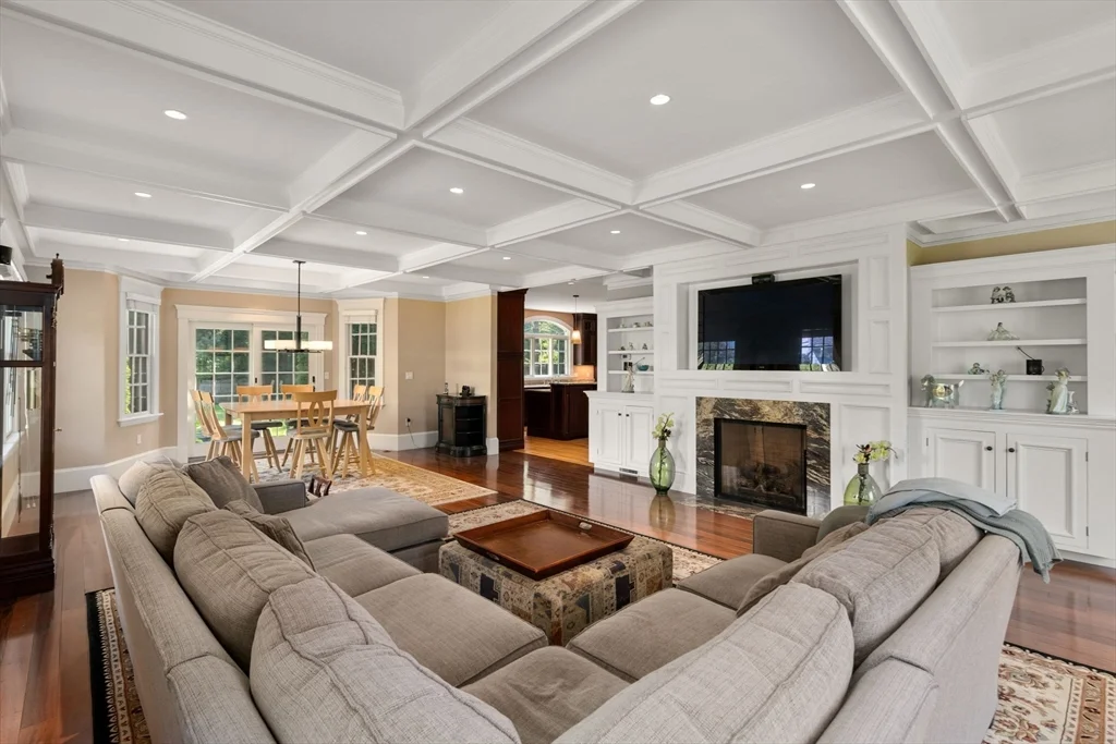 66 Forest Ave, Newton