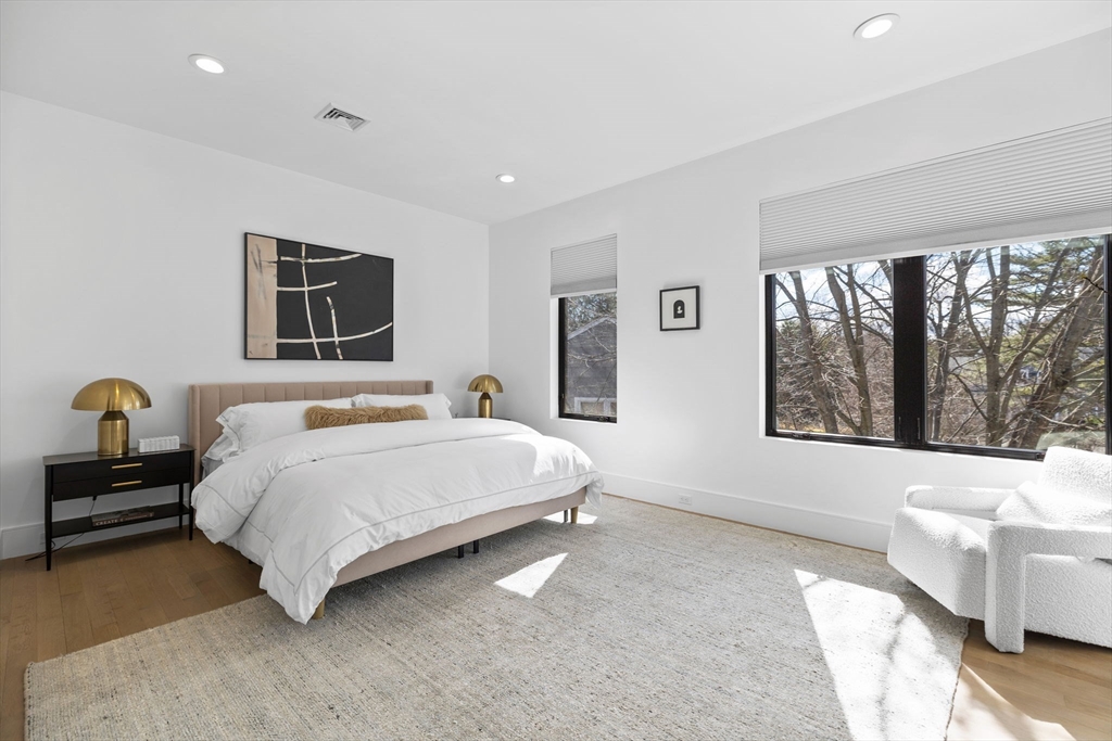 706 Saw Mill Brook Pkwy, Newton Center