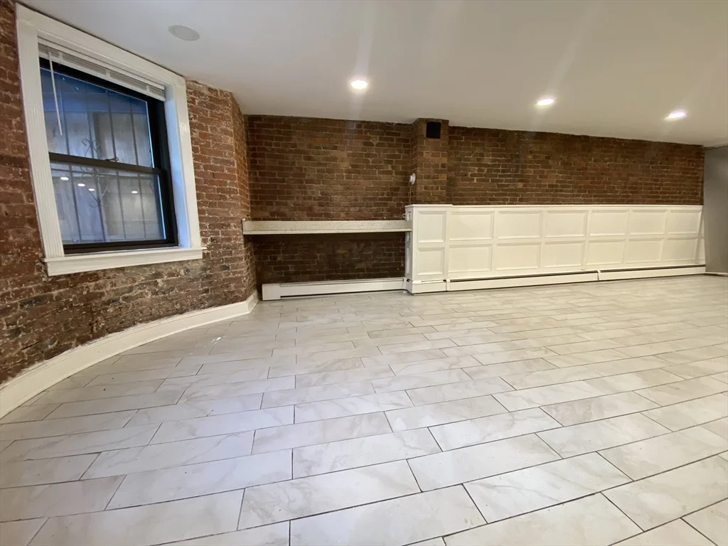 482 Columbus Ave, South End