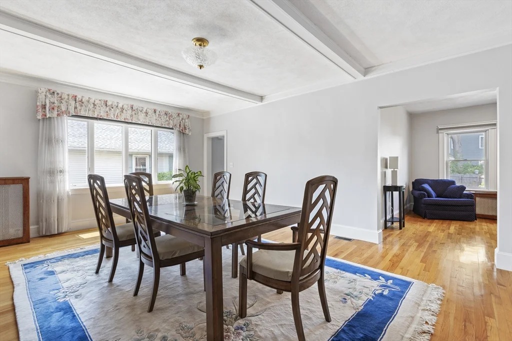 17 Gilbert St, Newton