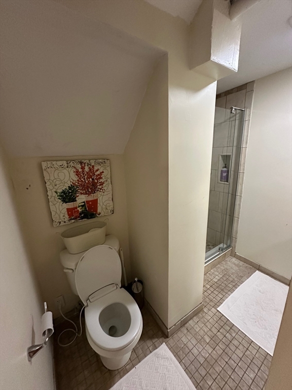 57 Maurice St, Medford