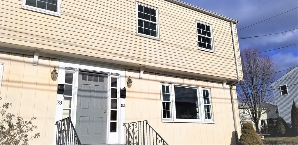 181 Warren St, Watertown