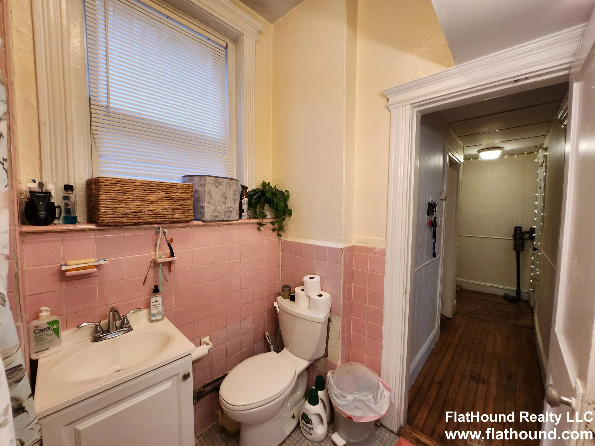 94 Brainerd Rd, Allston