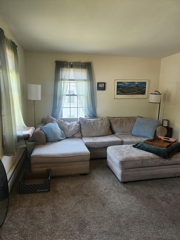 227 Wood St, Hopkinton