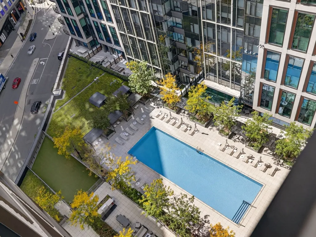 135 Seaport Blvd, Seaport District