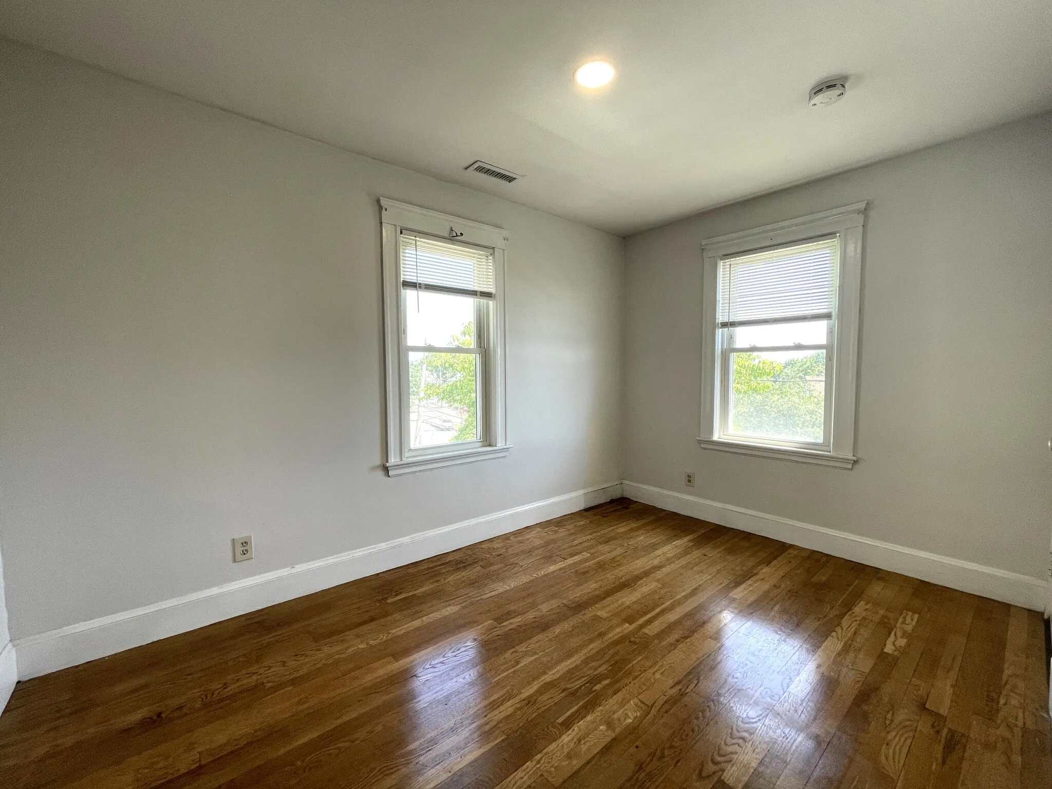 58 Edgecliff Rd, Strawberry Hill