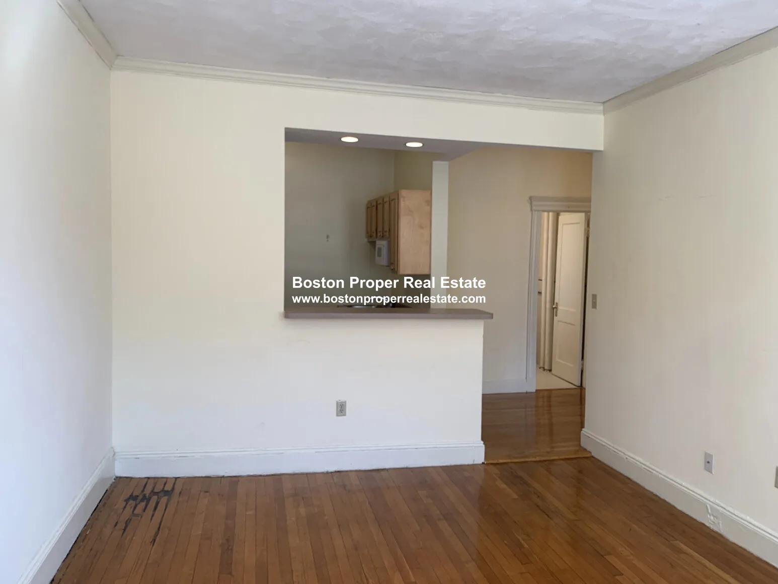 124 Peterborough St, Fenway