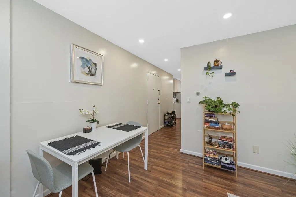 144 Kenrick St, Oak Square