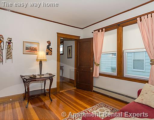 108 Bowdoin St, Tufts