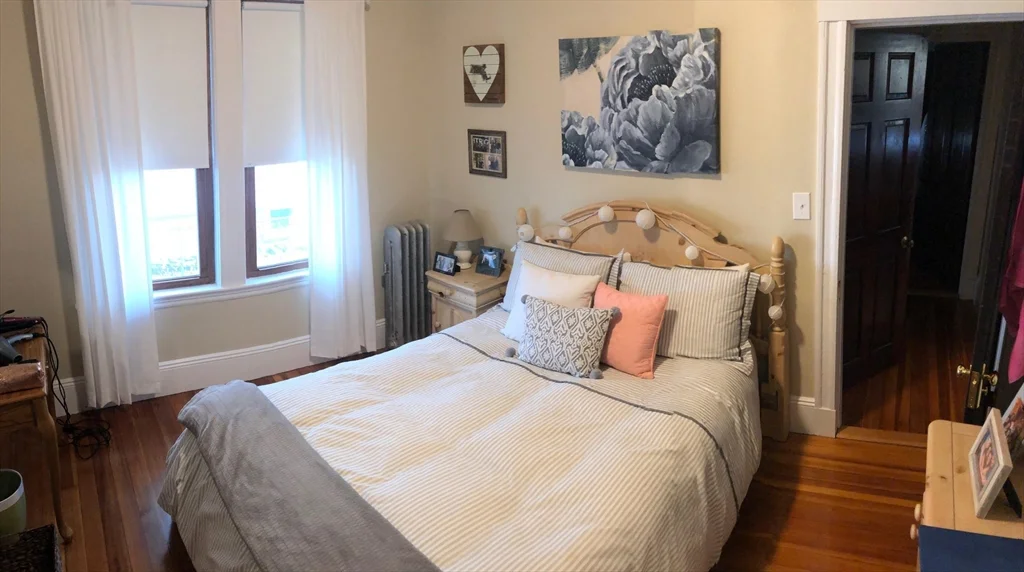 24-26 Marshall St, Medford