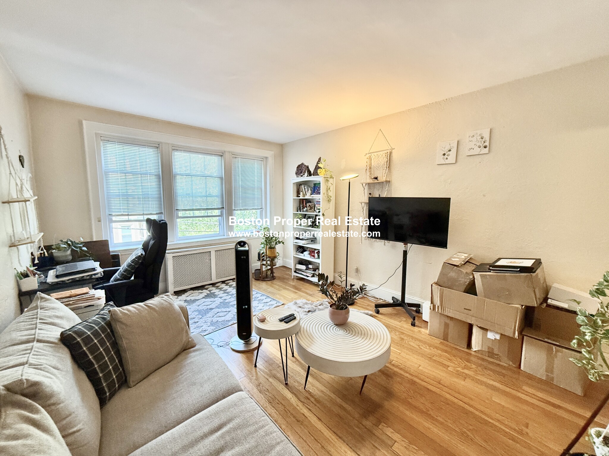 90 Kilsyth Rd, Brighton