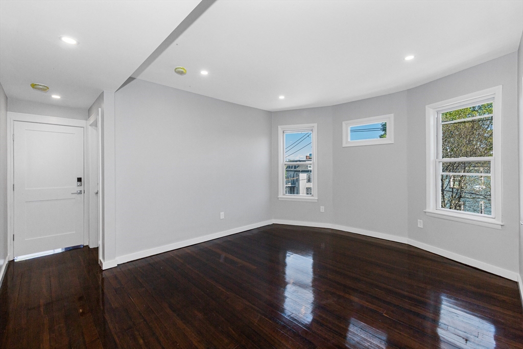 19 Chase St, Dorchester