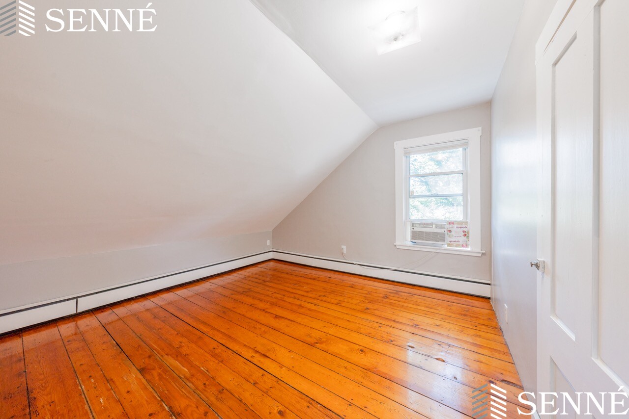 94 Sciarappa St, East Cambridge