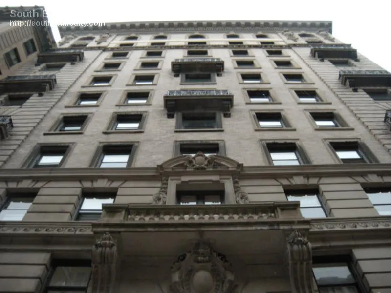21 Beacon St, Downtown