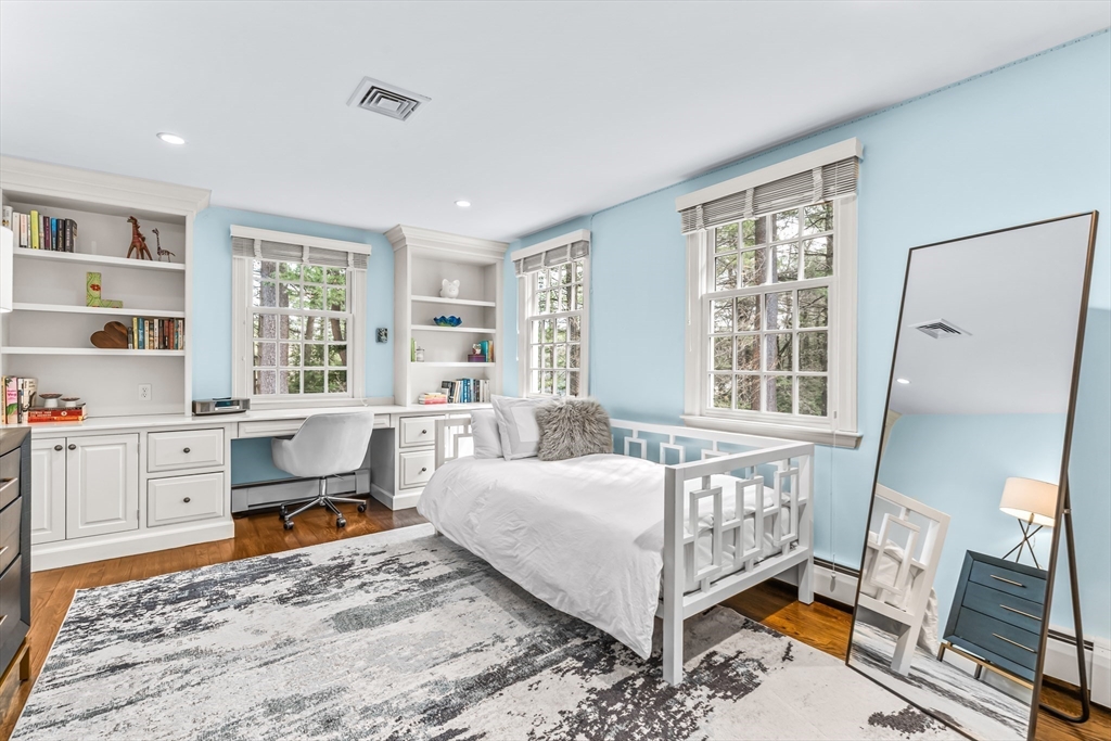 22 Chadwick Rd, Weston