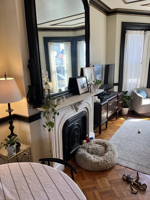 554 East Broadway, South Boston