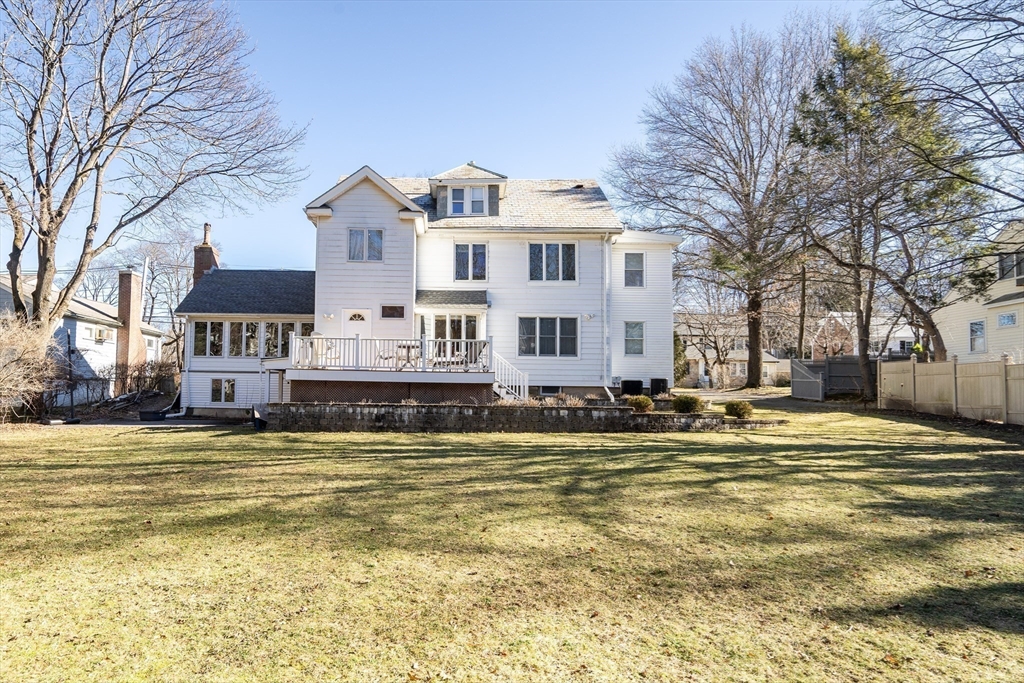 829 Chestnut St, Waban