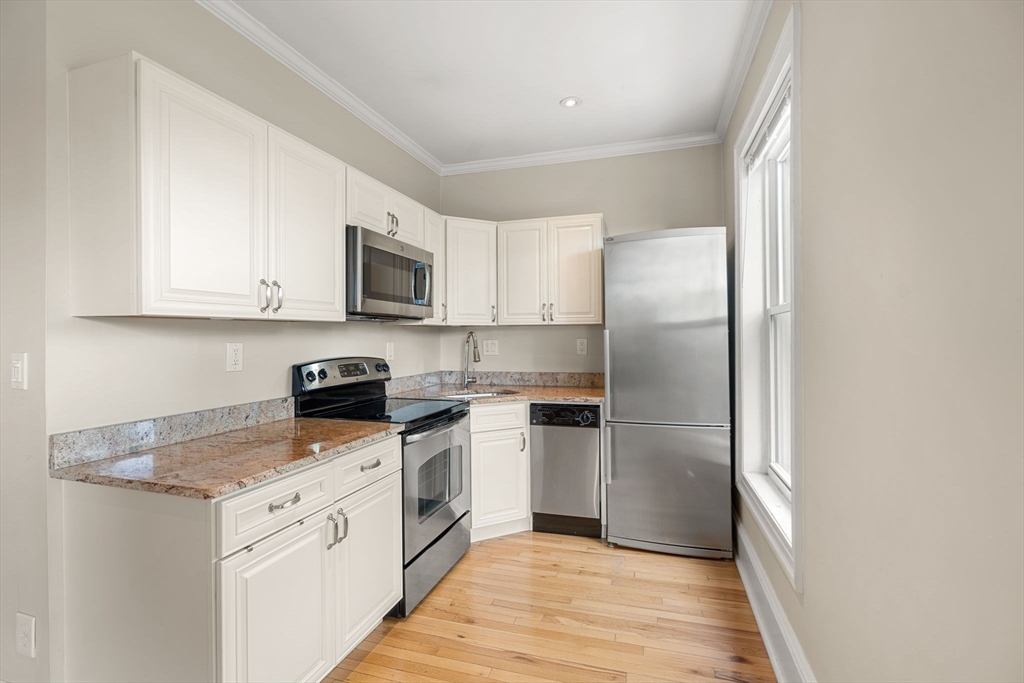 91 Perkins St, East Somerville