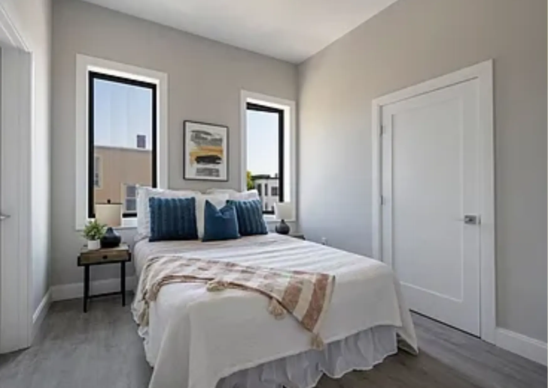 656 Saratoga St, East Boston