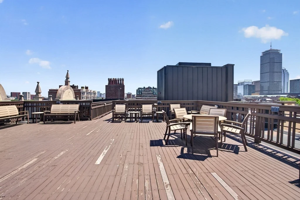 4 Charlesgate E, Back Bay