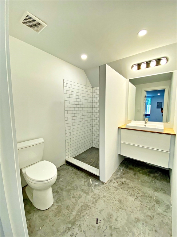 406 Sumner St, East Boston