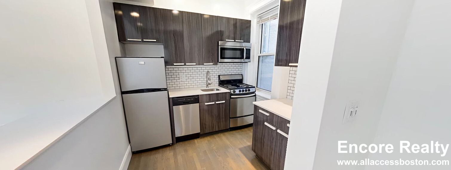 20 Queensberry St, Fenway