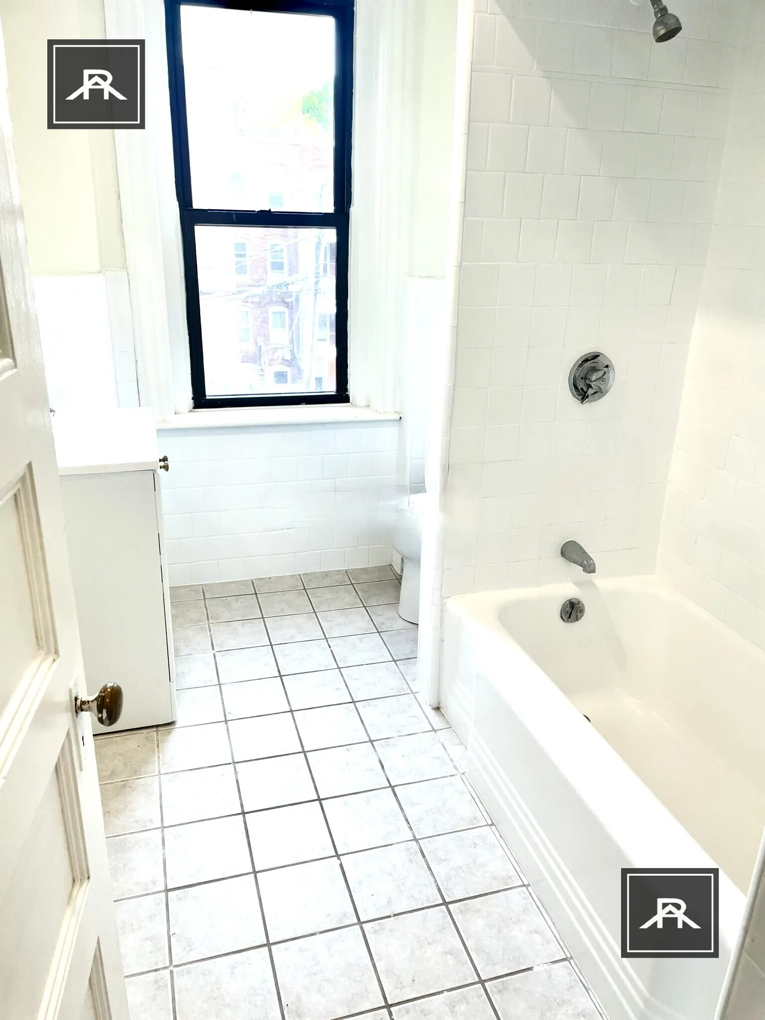 1855 Beacon St, Aspinwall Hill