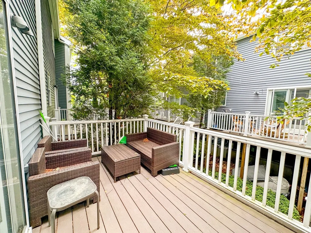 135 Bolton St, South Boston