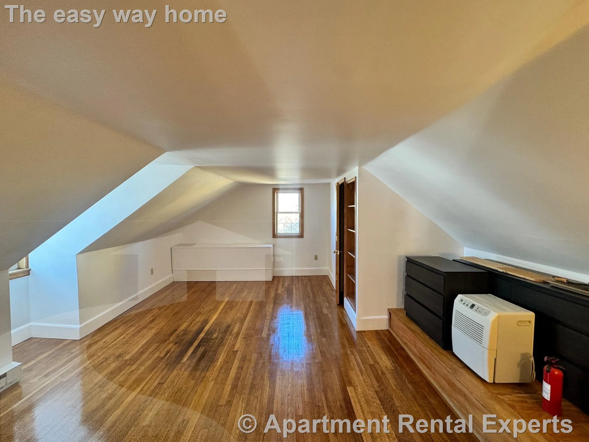 8 Allen St, Porter Square