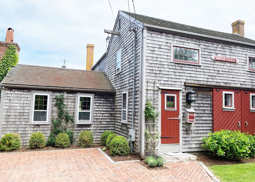 7 North Liberty, Nantucket