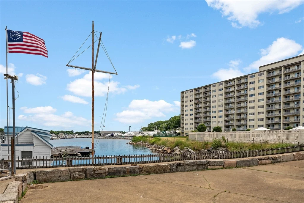 200 Cove Way, Quincy Point