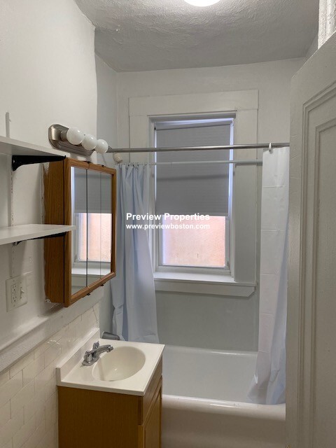 1163 Boylston St, Fenway