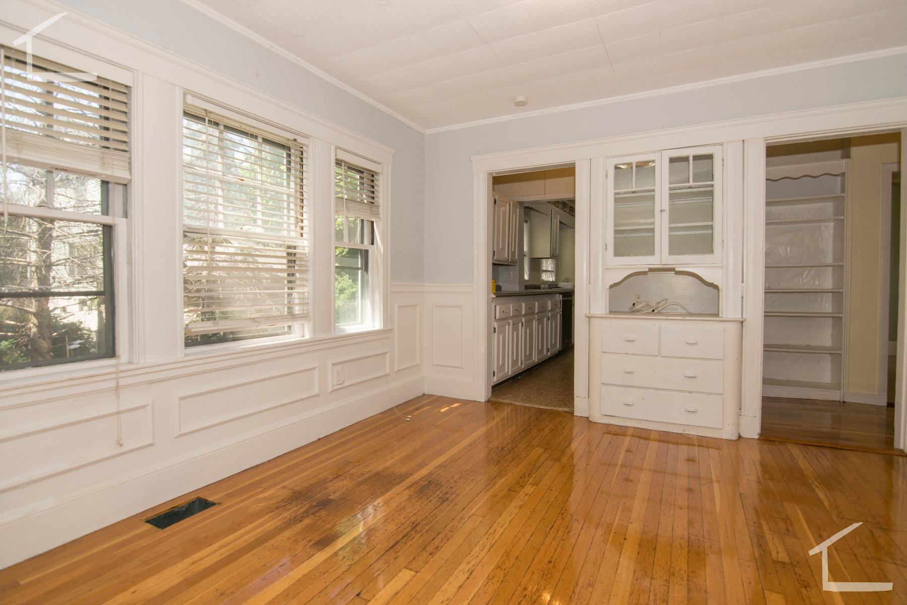 8 Hobson St, Oak Square