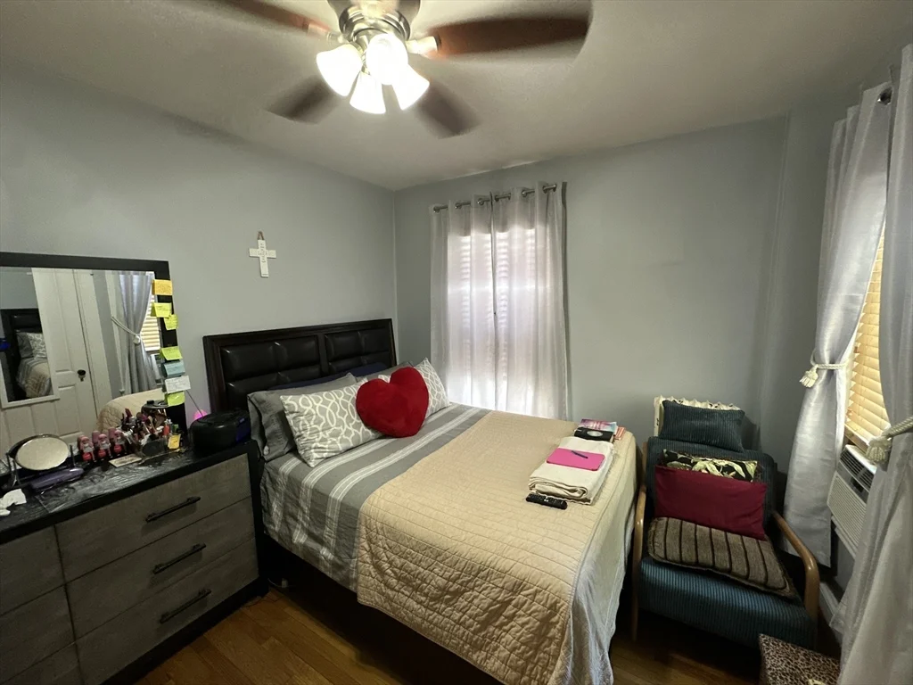 158 Neponset Ave, Dorchester