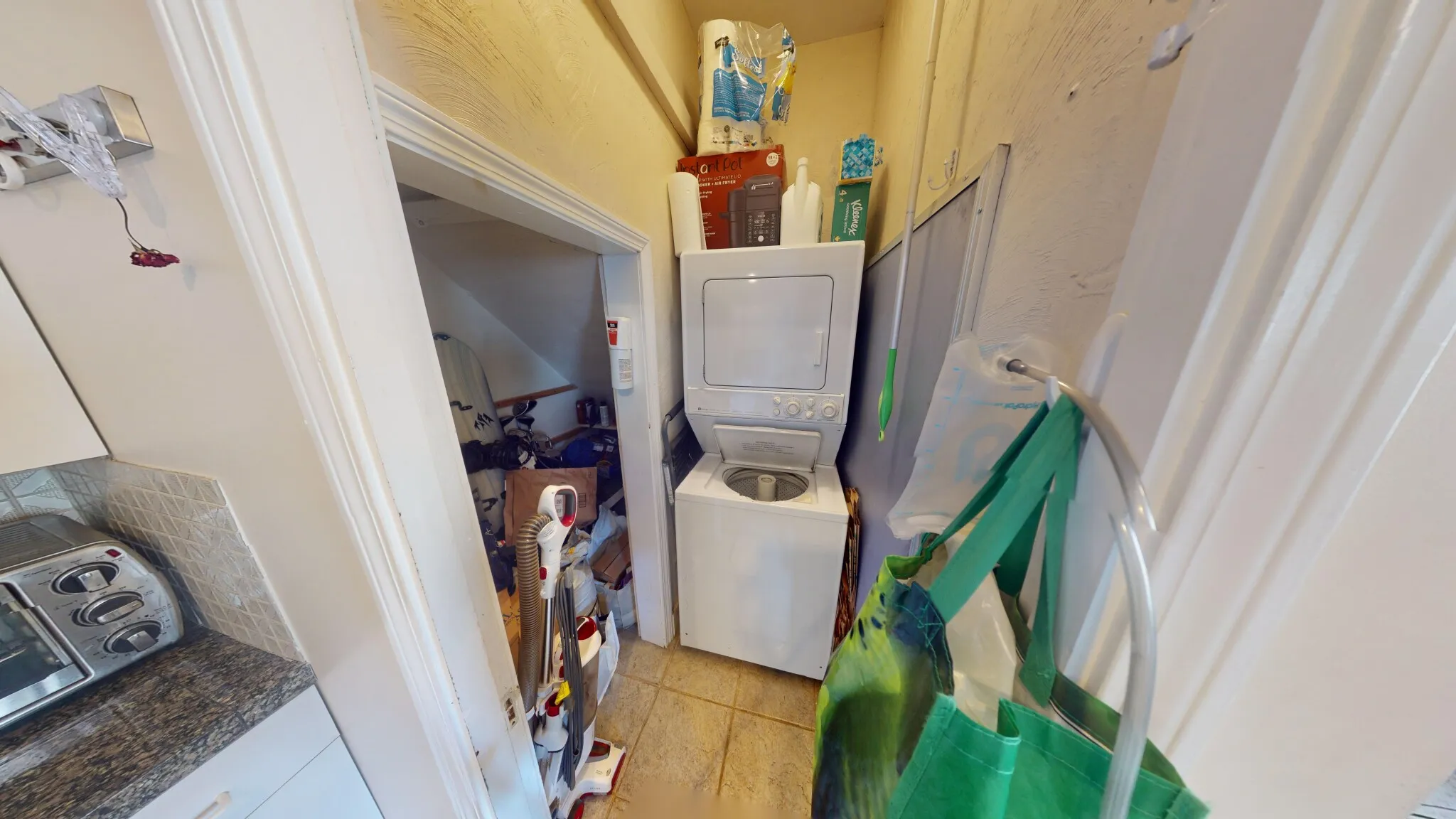 28 Academy Hill Rd, Brighton