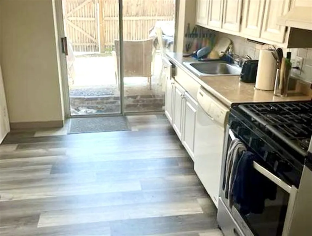 1726 Commonwealth Ave, Brighton