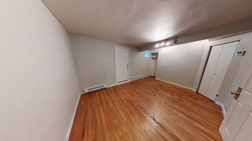 2 Moreland St, Roxbury