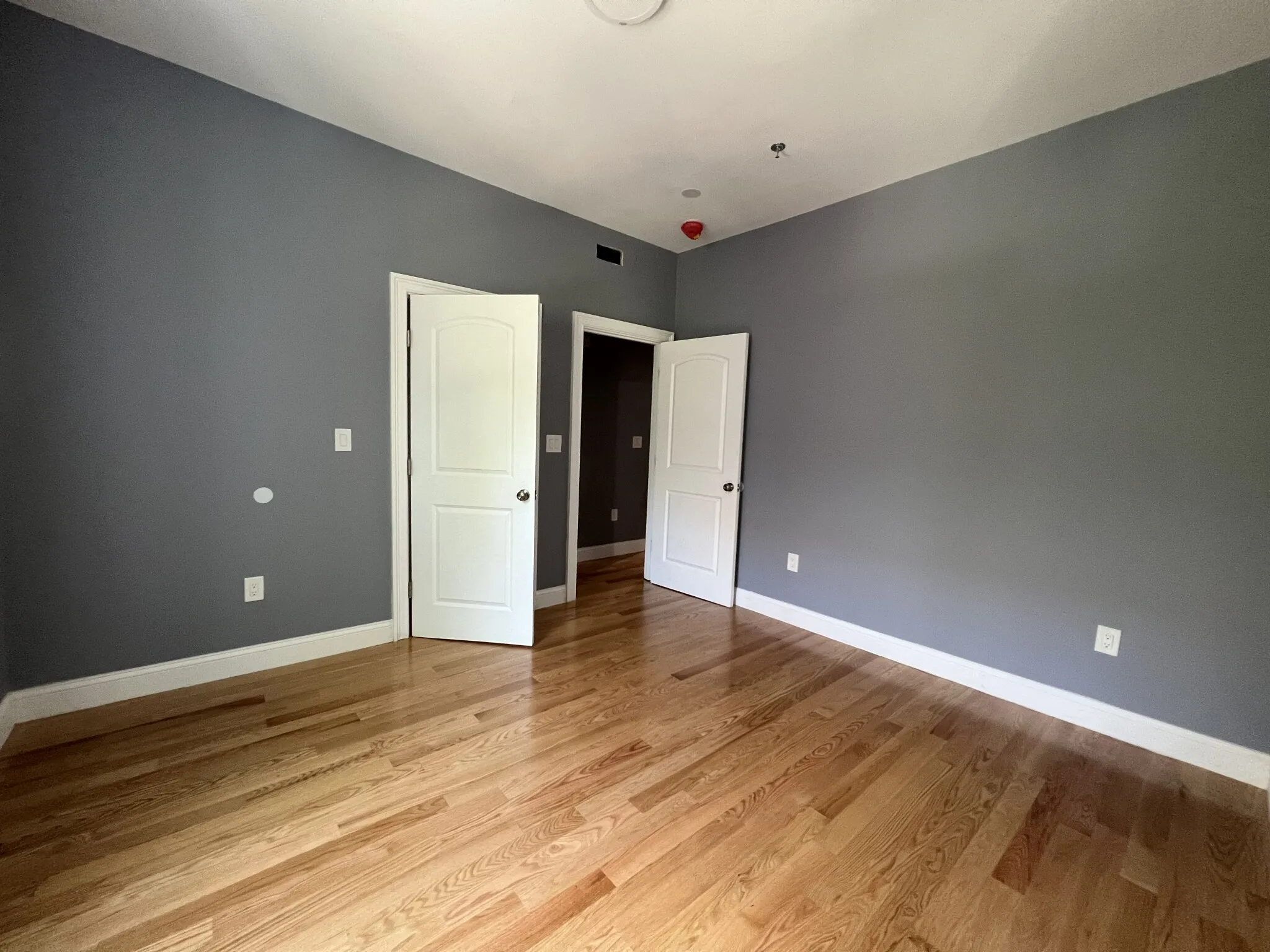 341 Cambridge St, East Cambridge