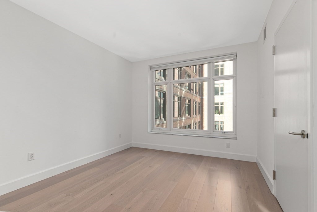 47 Englewood Ave, Brighton