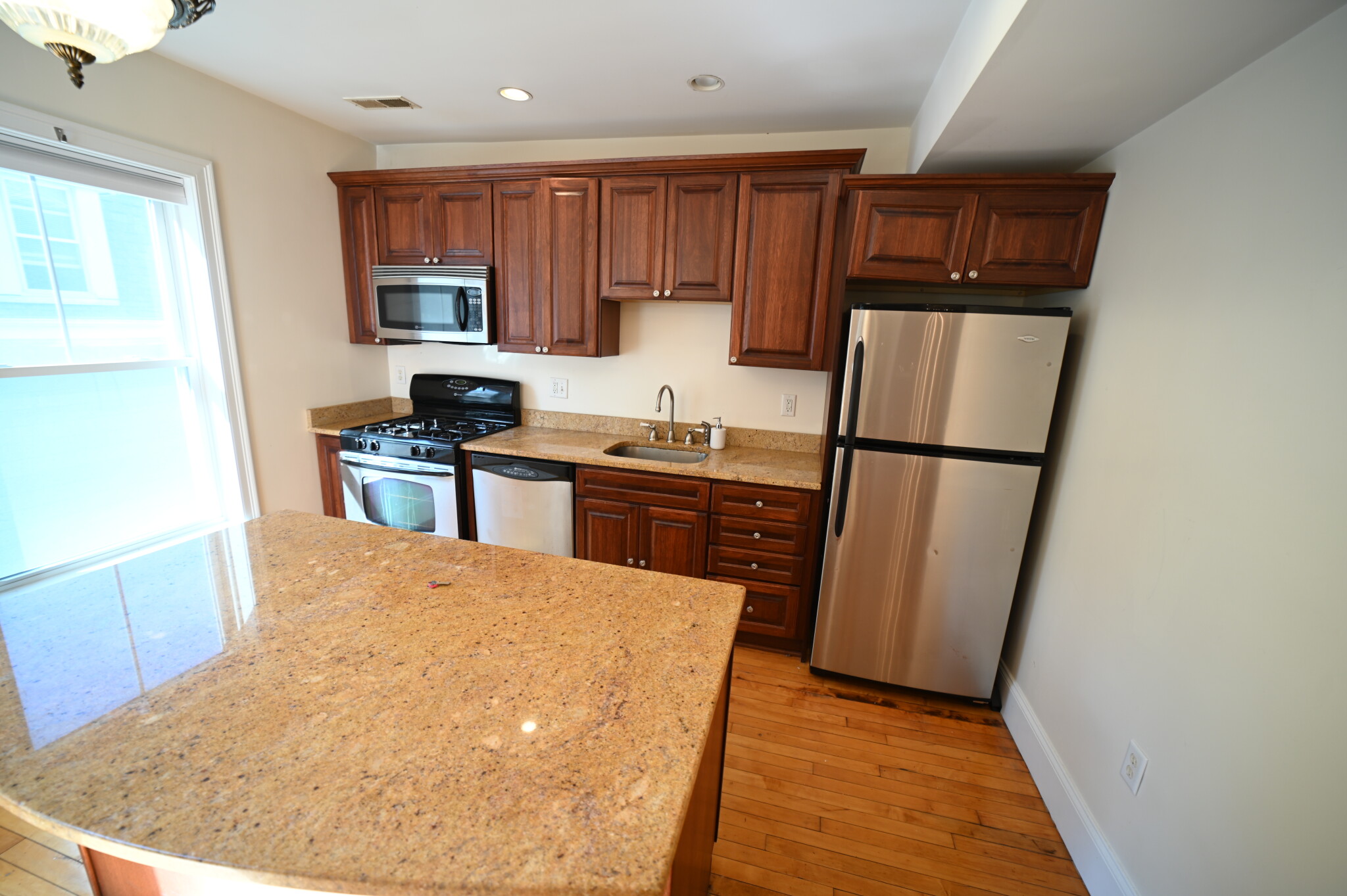 29 Bigelow St, Brighton