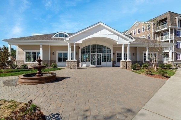 320 Middlesex Ave, Medford