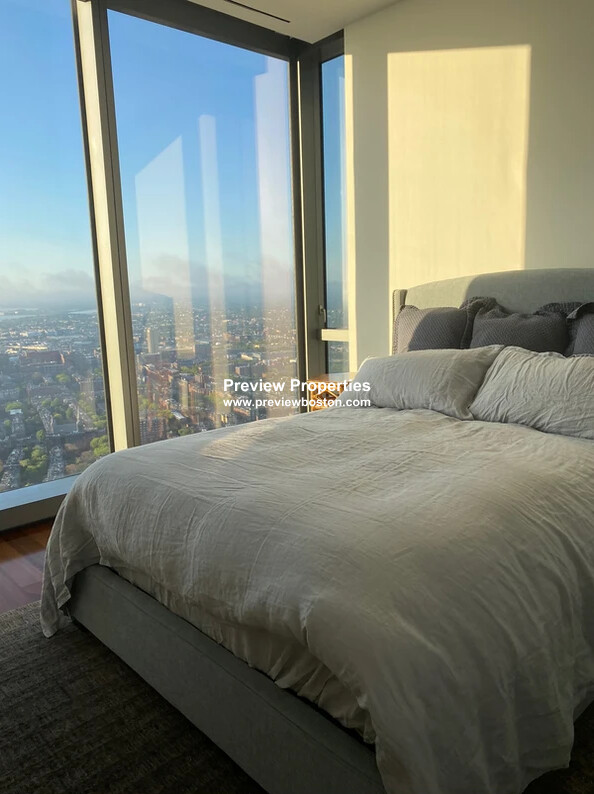 1 Dalton St, Back Bay