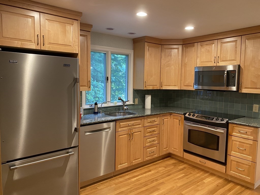 8 Cefalo Rd, Needham