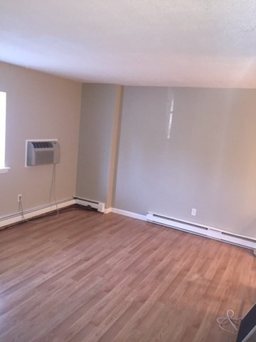 4 Chapel Hill Dr, Plymouth