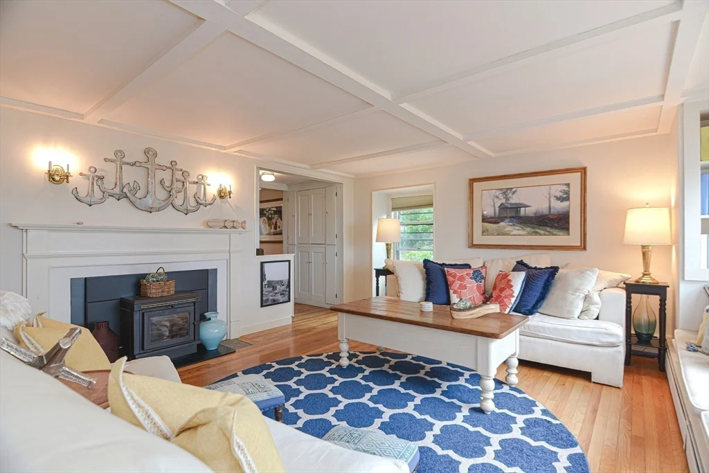 93 Granite St, Rockport