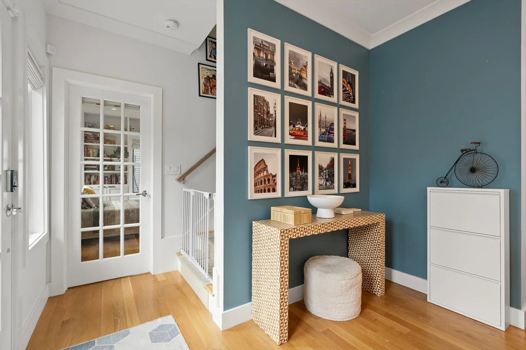 65 Lancaster Rd, Arlington