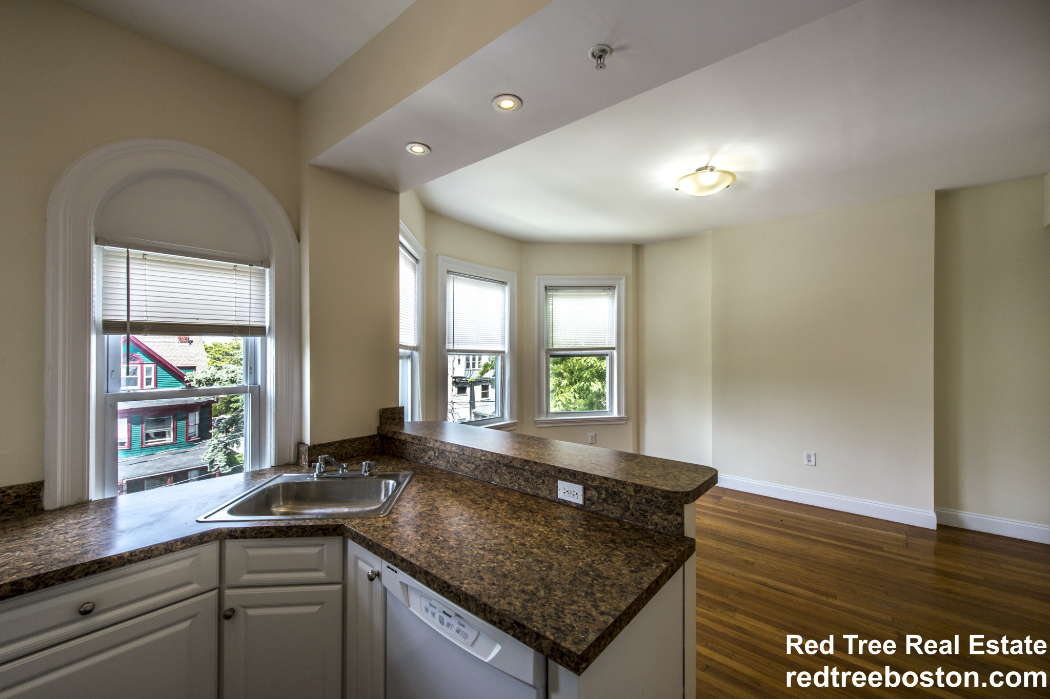 55 Ashford St, Allston