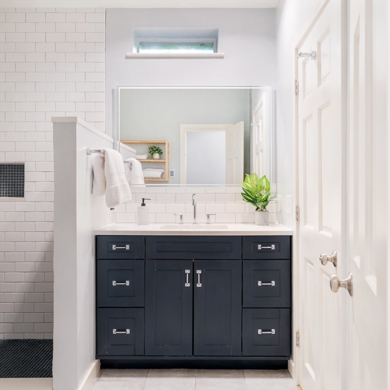 65A Glen Rd, Brookline Village